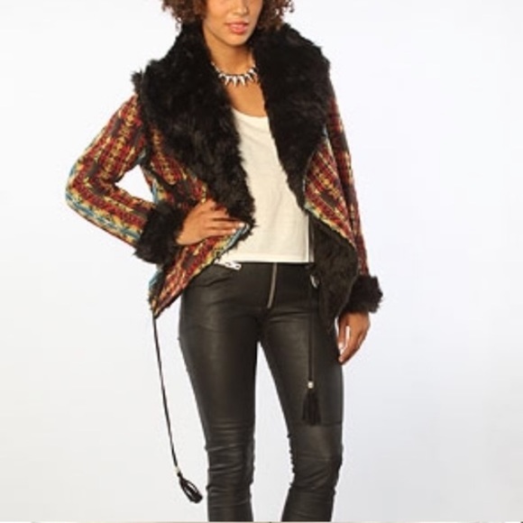 UNIF Jackets & Blazers - UNIF Aztec Woven Shearling Jacket